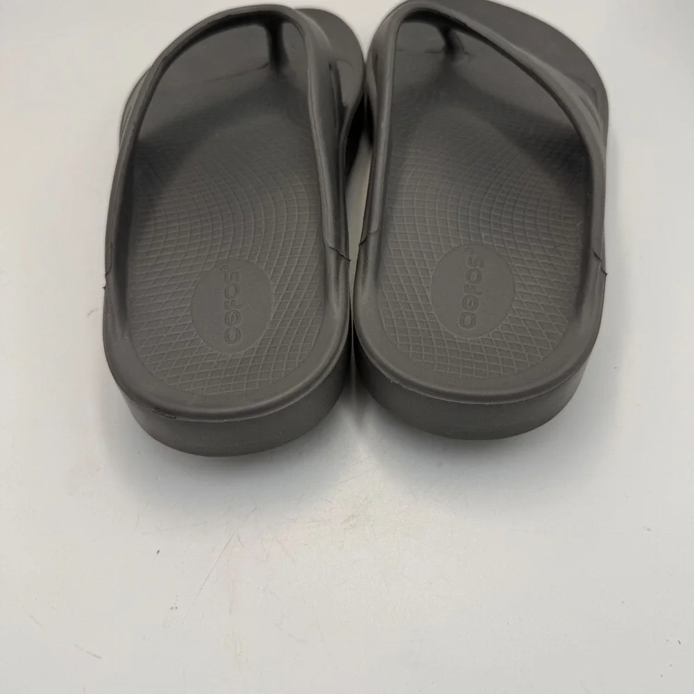 OOFOS OOriginal Recovery Sandals Charcoal Slate Mens 10 Thong Flip Flops EU 43